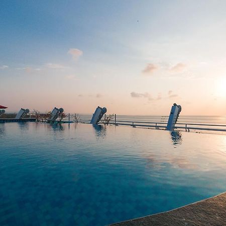 Kutabex Beachfront Hotel Kuta  Luaran gambar