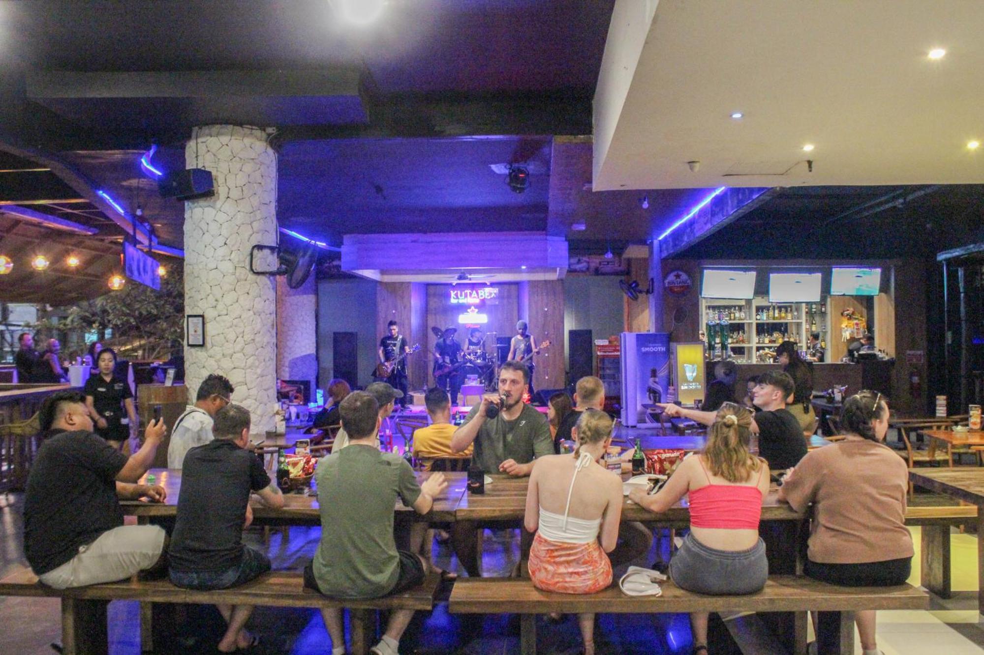 Kutabex Beachfront Hotel Kuta  Luaran gambar