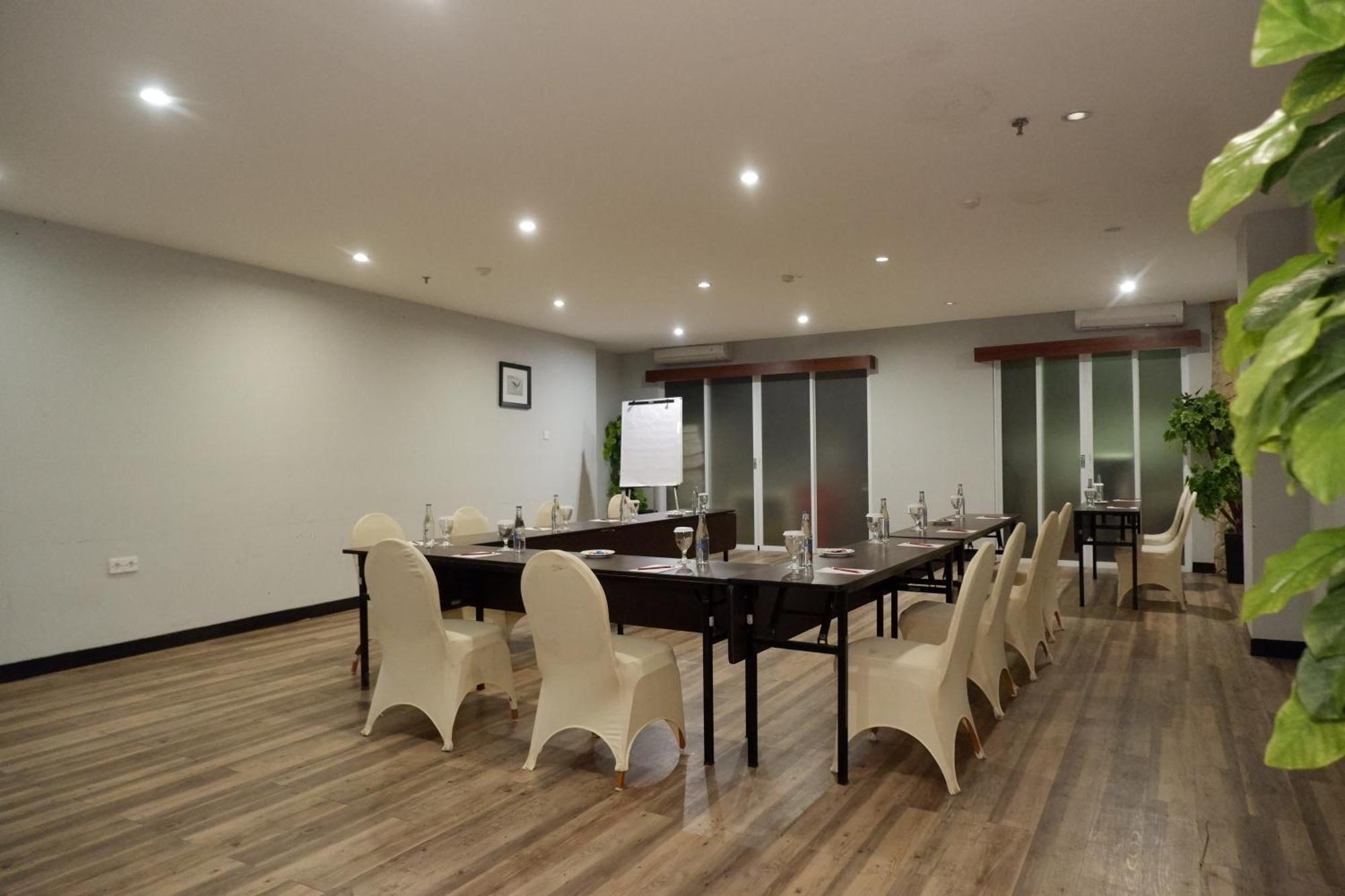 Kutabex Beachfront Hotel Kuta  Luaran gambar