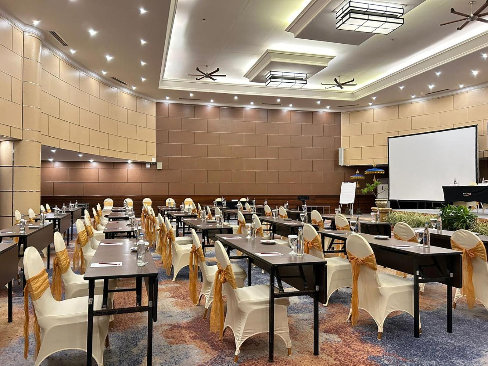 Kutabex Beachfront Hotel Kuta  Luaran gambar